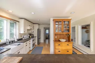 170 Mountain St, Camden, ME 04843 - Photo 15