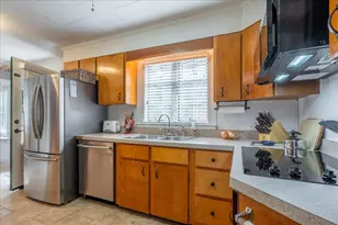 60 Beaucaire Ave, Camden, ME 04843 - Photo 17
