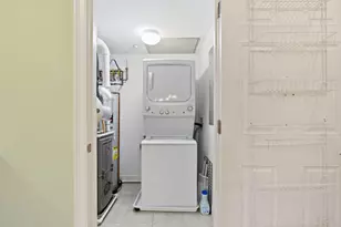 100 Shepard's Cove Rd, Kittery, ME 03904 - Photo 15