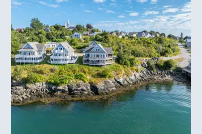 59 Johnson Street, Lubec, ME 04652 - Photo 3
