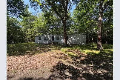 32 Faiths Way, Fairfield, ME 04937 - Photo 3