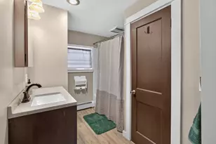 31 Hancock St, Dover Foxcroft, ME 04426 - Photo 17