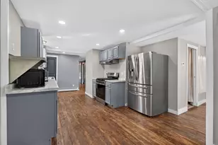 31 Hancock St, Dover Foxcroft, ME 04426 - Photo 5