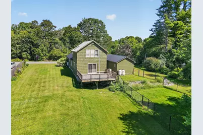 31 Hancock Street, Dover Foxcroft, ME 04426 - Photo 3