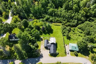 31 Hancock St, Dover Foxcroft, ME 04426 - Photo 3