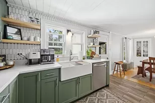 27 Berkeley St, Portland, ME 04103 - Photo 13