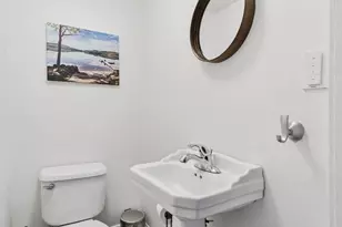 27 Berkeley St, Portland, ME 04103 - Photo 17