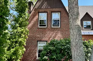 17 Belmont St, Brunswick, ME 04011 - Photo 5