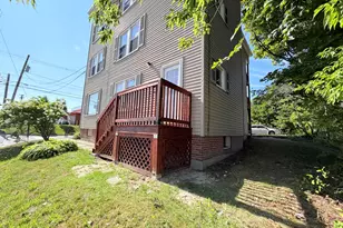 815 Lisbon St, Lewiston, ME 04240 - Photo 11