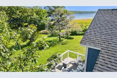 1051 N Main Street, Winterport, ME 04496 - Photo 13