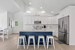 1051 N Main St, Winterport, ME 04496 - Photo 19