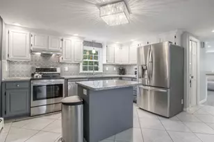 426 Roberts Ridge Rd, Waterboro, ME 04030 - Photo 5