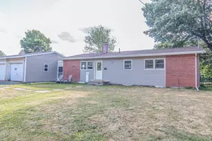 28 Randolph Dr, Bangor, ME 04401 - Photo 1