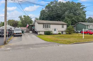 8 Debbie Ave, Biddeford, ME 04005 - Photo 43