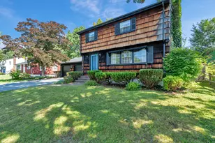 37 Longwood Dr, Portland, ME 04102 - Photo 3