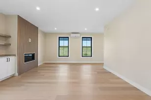 27 Preble St, South Portland, ME 04106 - Photo 11