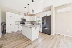 476 Washburn St, Caribou, ME 04736 - Photo 11