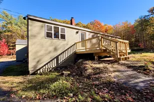 1477 Roosevelt Trail, Raymond, ME 04071 - Photo 1