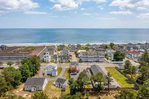 162 E Grand Ave, Old Orchard Beach, ME 04064 - Photo 1