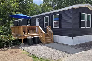 127 Shaker Rd, Gray, ME 04039 - Photo 1