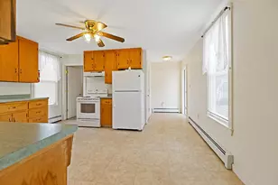 303 N Main St, Pittsfield, ME 04967 - Photo 37