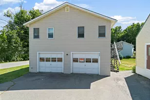 303 N Main St, Pittsfield, ME 04967 - Photo 11