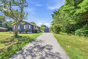 27 Marlboro Ave, Augusta, ME 04330 - Photo 5