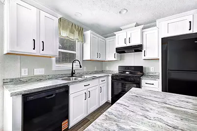 15 Stevens Street, Sanford, ME 04073 - Photo 17