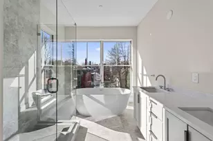 55 Carleton St, Portland, ME 04102 - Photo 39