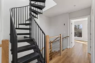 55 Carleton St, Portland, ME 04102 - Photo 49