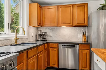 194 Birch Hill Road, York, ME 03909 - Photo 9