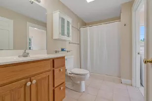 81 Farragut Wy, Kennebunk, ME 04043 - Photo 11