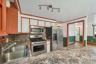 72 Eaton Dr, Buxton, ME 04093 - Photo 3