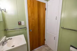 87 Gagne St, Lewiston, ME 04240 - Photo 21
