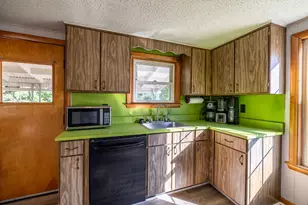 87 Gagne St, Lewiston, ME 04240 - Photo 13