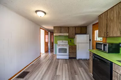 87 Gagne Street, Lewiston, ME 04240 - Photo 11