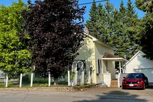 157 Pleasant Ave, Madawaska, ME 04756 - Photo 15