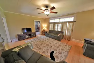 28 Highland Ave, Houlton, ME 04730 - Photo 17