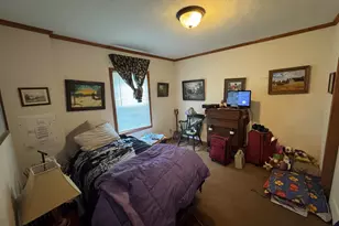 47 Park St, Livermore Falls, ME 04254 - Photo 7