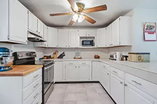 623 Country Club Rd, Sanford, ME 04073 - Photo 9