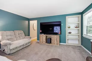623 Country Club Rd, Sanford, ME 04073 - Photo 17