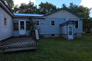 136 South St, Calais, ME 04619 - Photo 3