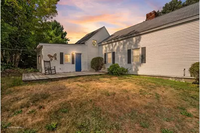25 Wadsworth Street, Thomaston, ME 04861 - Photo 3