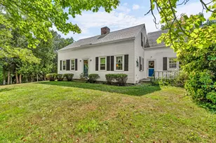 25 Wadsworth St, Thomaston, ME 04861 - Photo 1
