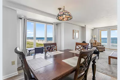 191 E Grand Avenue #301, Old Orchard Beach, ME 04064 - Photo 3