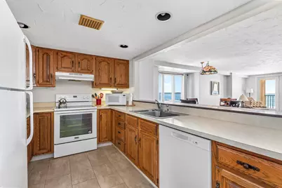 191 E Grand Avenue #301, Old Orchard Beach, ME 04064 - Photo 11