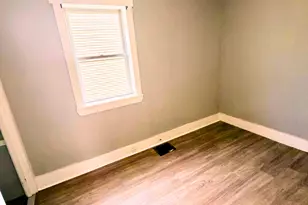175 Center St, Bangor, ME 04401 - Photo 9