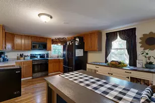 20 Johnson St, Lewiston, ME 04240 - Photo 11