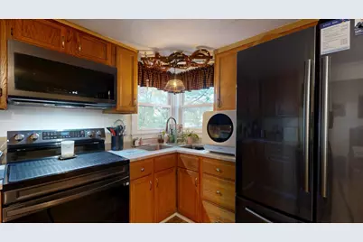 20 Johnson Street, Lewiston, ME 04240 - Photo 7