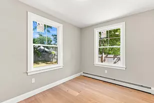 27 Chamberlain Ave, Brunswick, ME 04011 - Photo 11